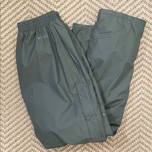 MEC - Classic Outdoor Hiking Button Tear Away Pants - Green - XS